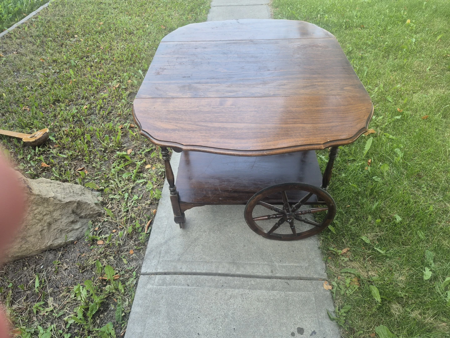 Vintage Wooden Tea Cart with Wheels - photo 3