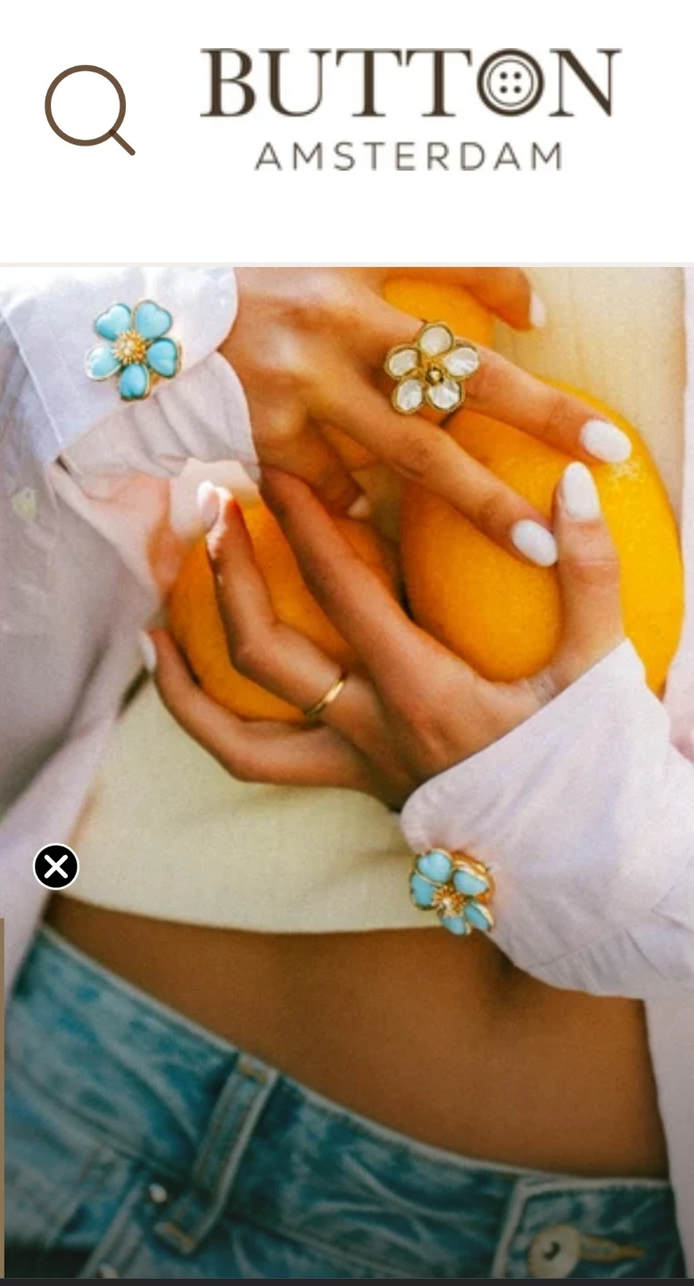 BUTTON AMSTERDAM Flower Brooch Set