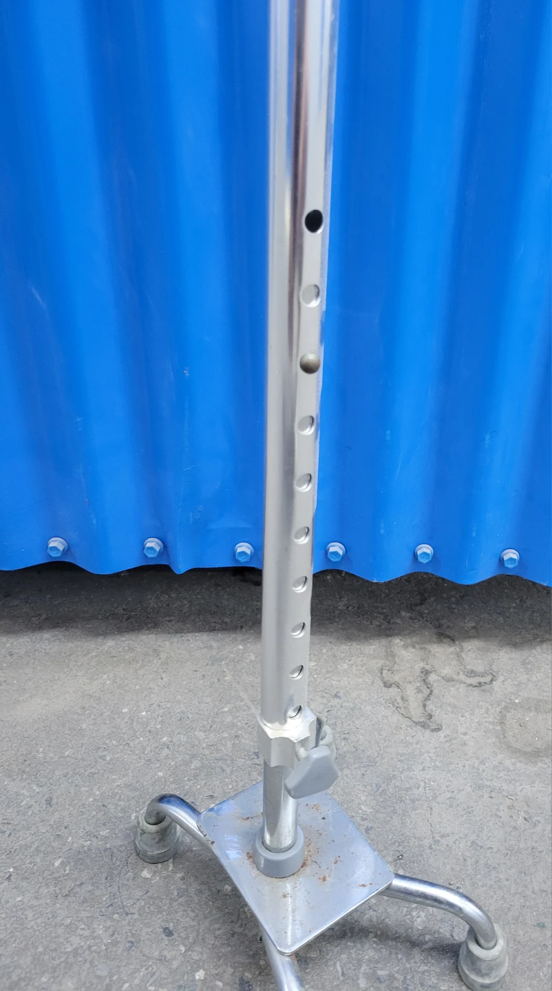 Adjustable Quad Cane Walking Cane - photo 2