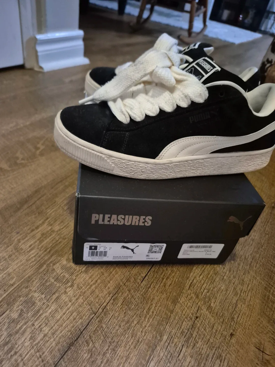 Puma x Pleasures Suede Classic XXI Black Shoes - photo 2