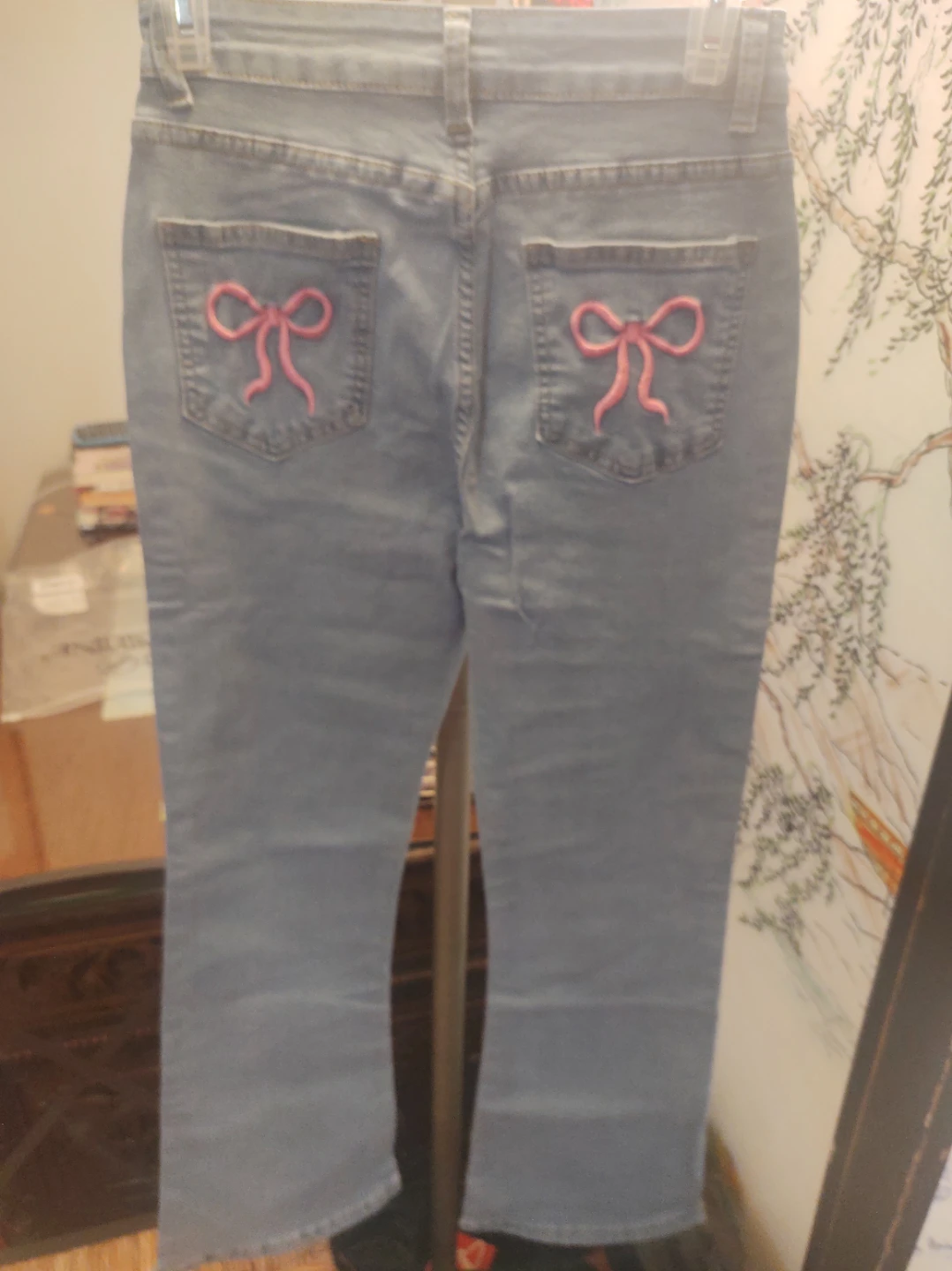 Light Wash Jeans with Pink Bows M - photo 2