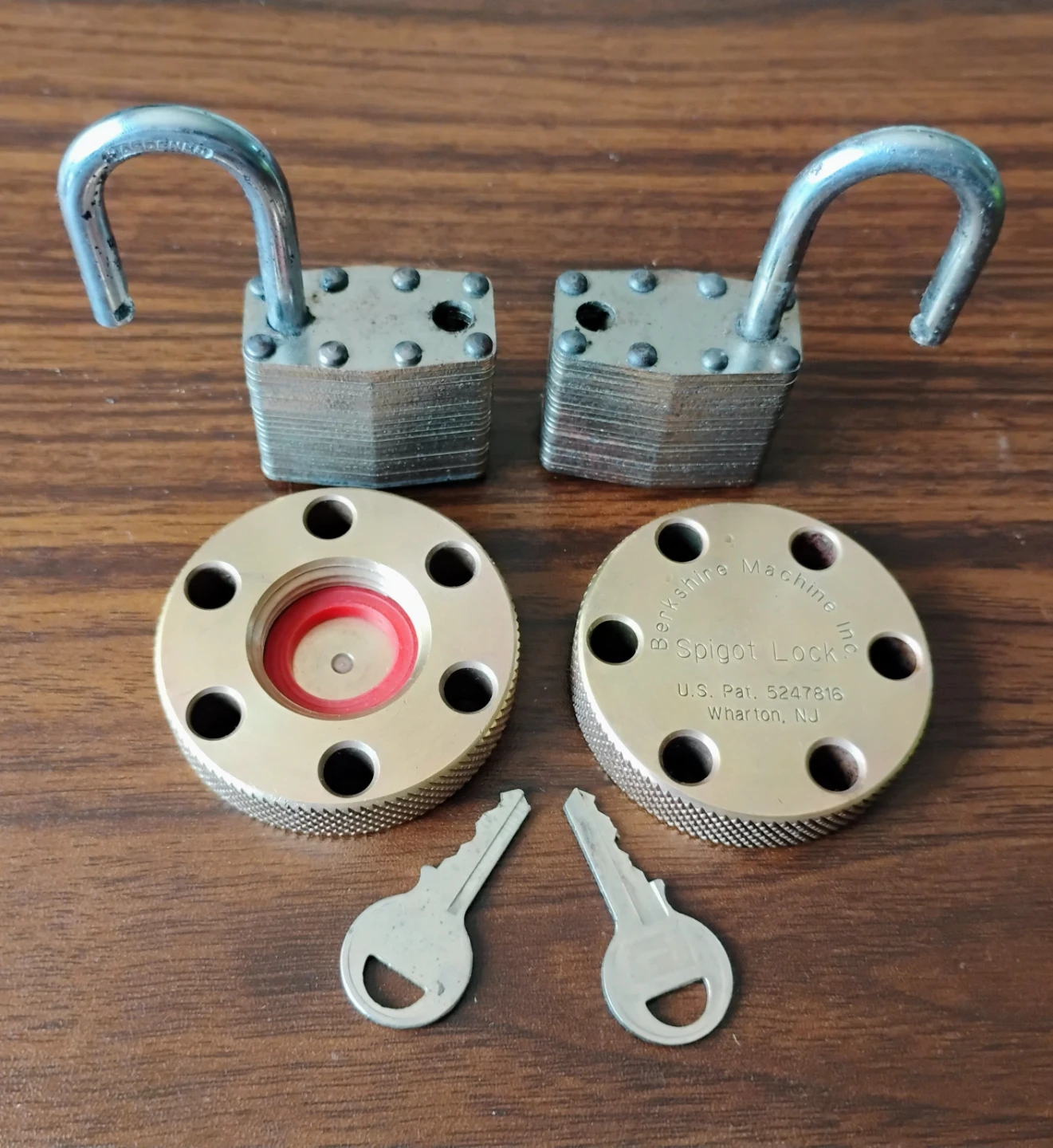 SPIGOT LOCKS WITH PADLOCKS