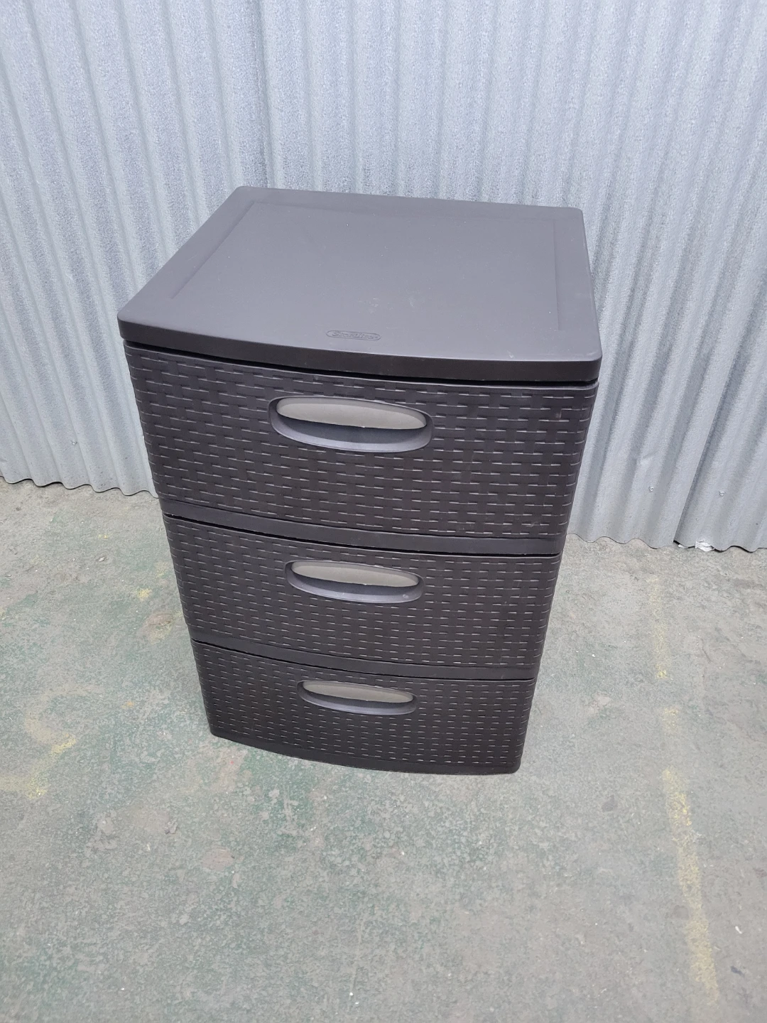 Big 3 Drawer brown storage unit