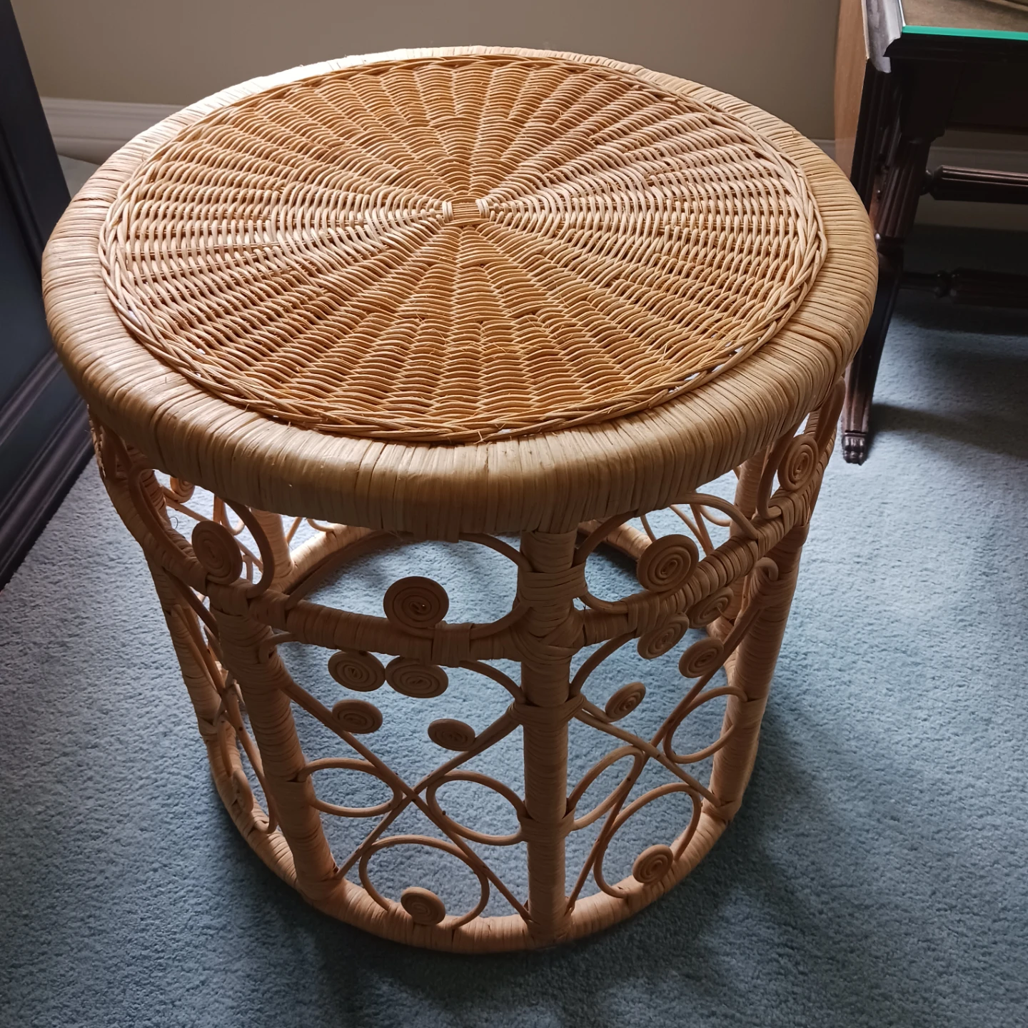 Wicker Side Table - photo 2