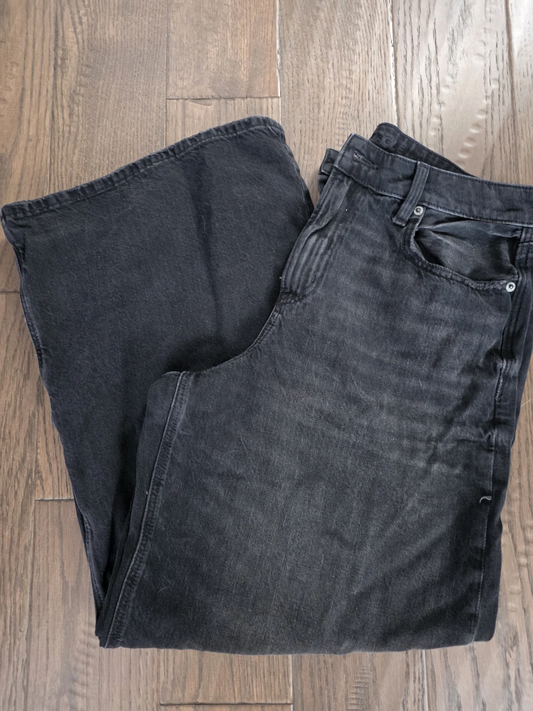 Black American Eagle jeans