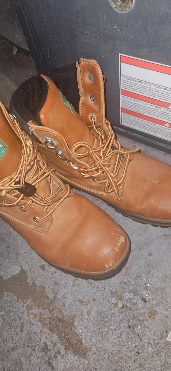 Cougar Stamp Work Boots - Size 7M - photo 4