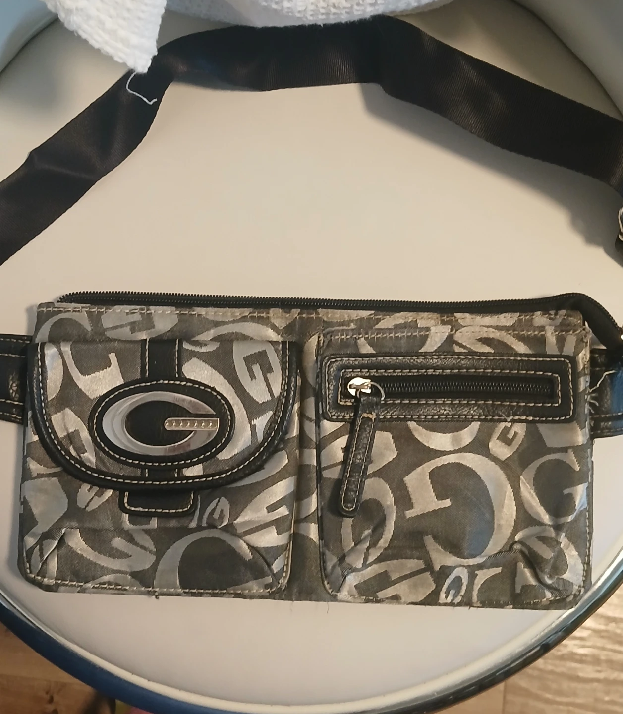 Guess Fanny Pack