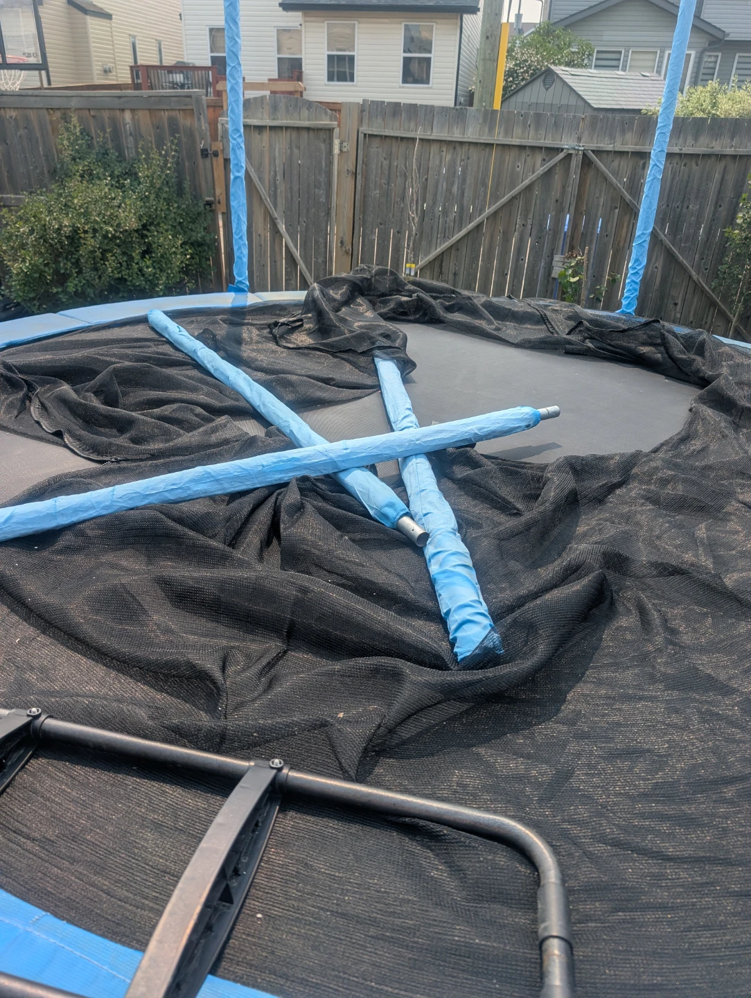 FREE Trampoline - photo 3