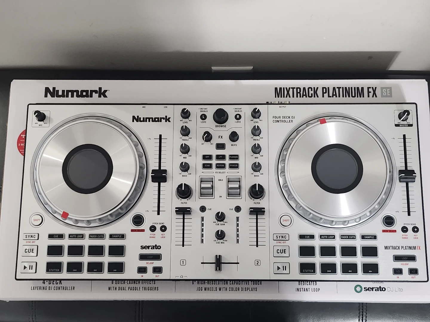 Numark Mixtrack Platinum FX SE 4-Deck DJ Controller - photo 5
