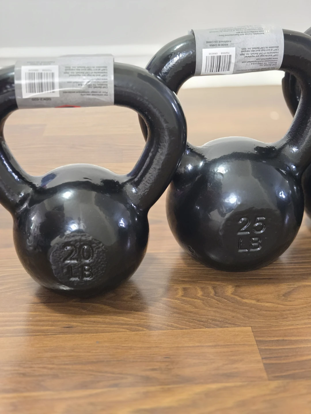 20lb and 25lb Black Kettlebell set, (Cast Iron) - New!