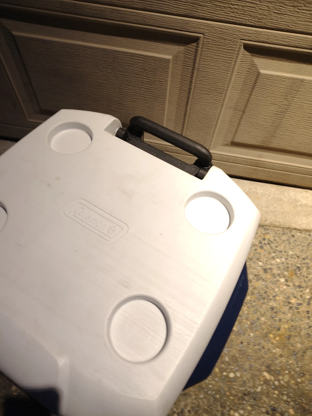 Coleman 40 qt Wheeled Cooler with Drain - photo 2