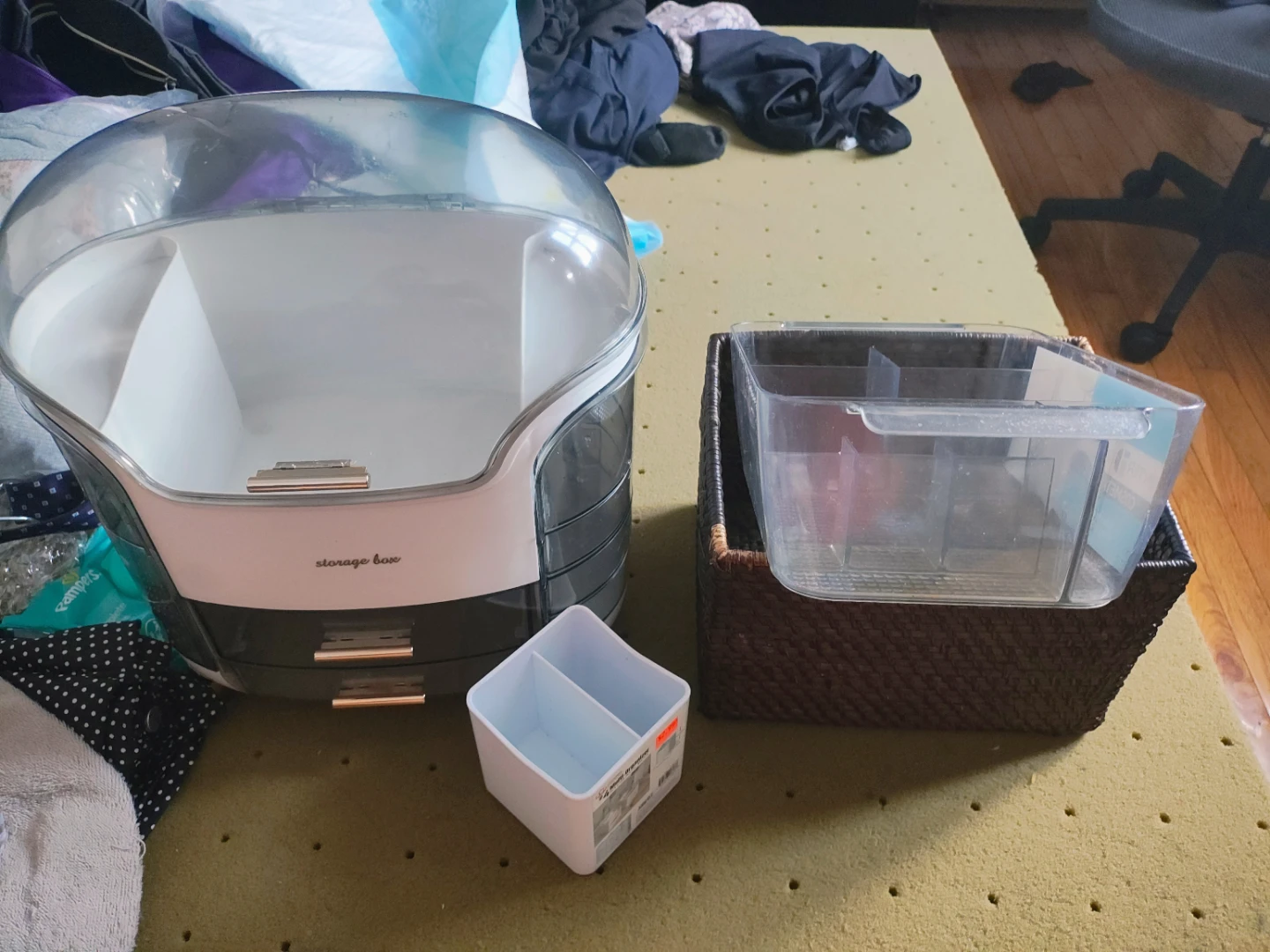 Organizer beauty Products with free 3 organizer