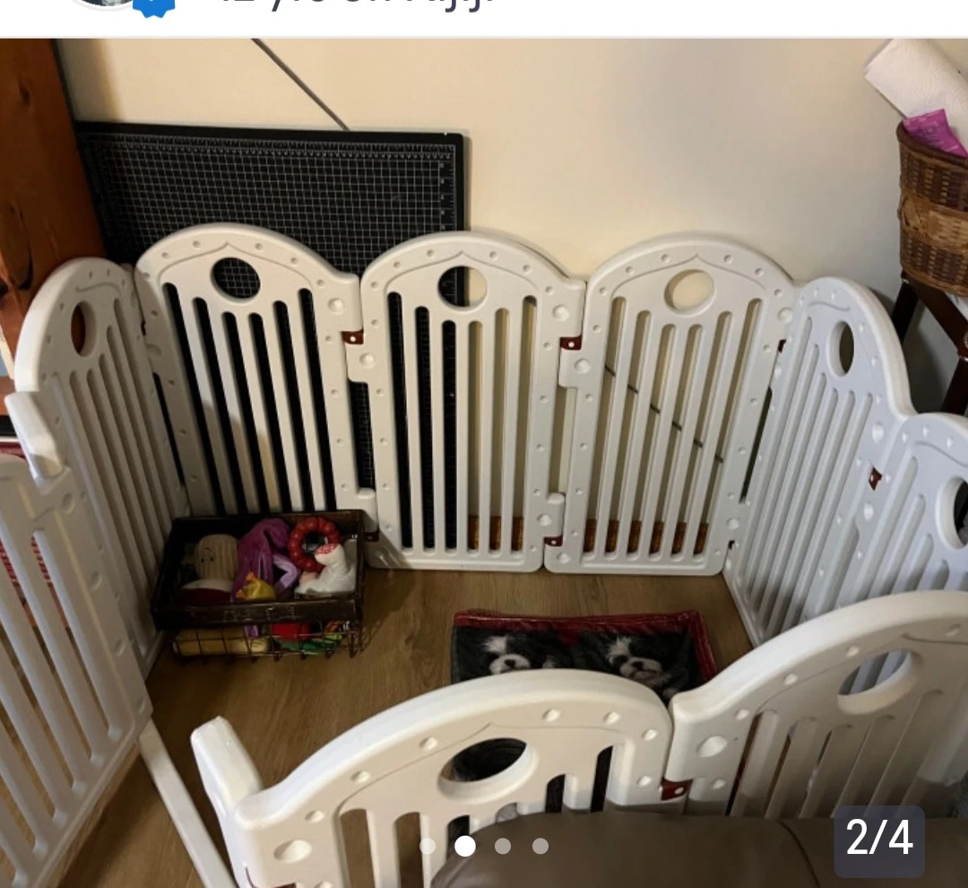 White Plastic Pet Playpen. 11 panel Puppy Enclosure.cages