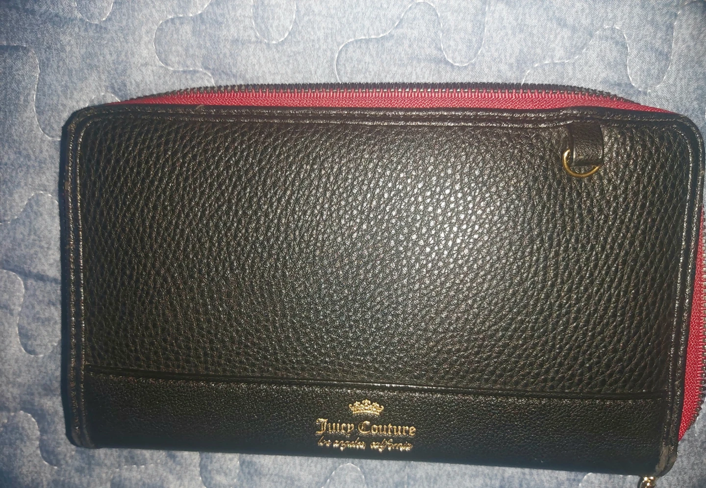 black pebbled leather Juicy Couture zip-around wallet
