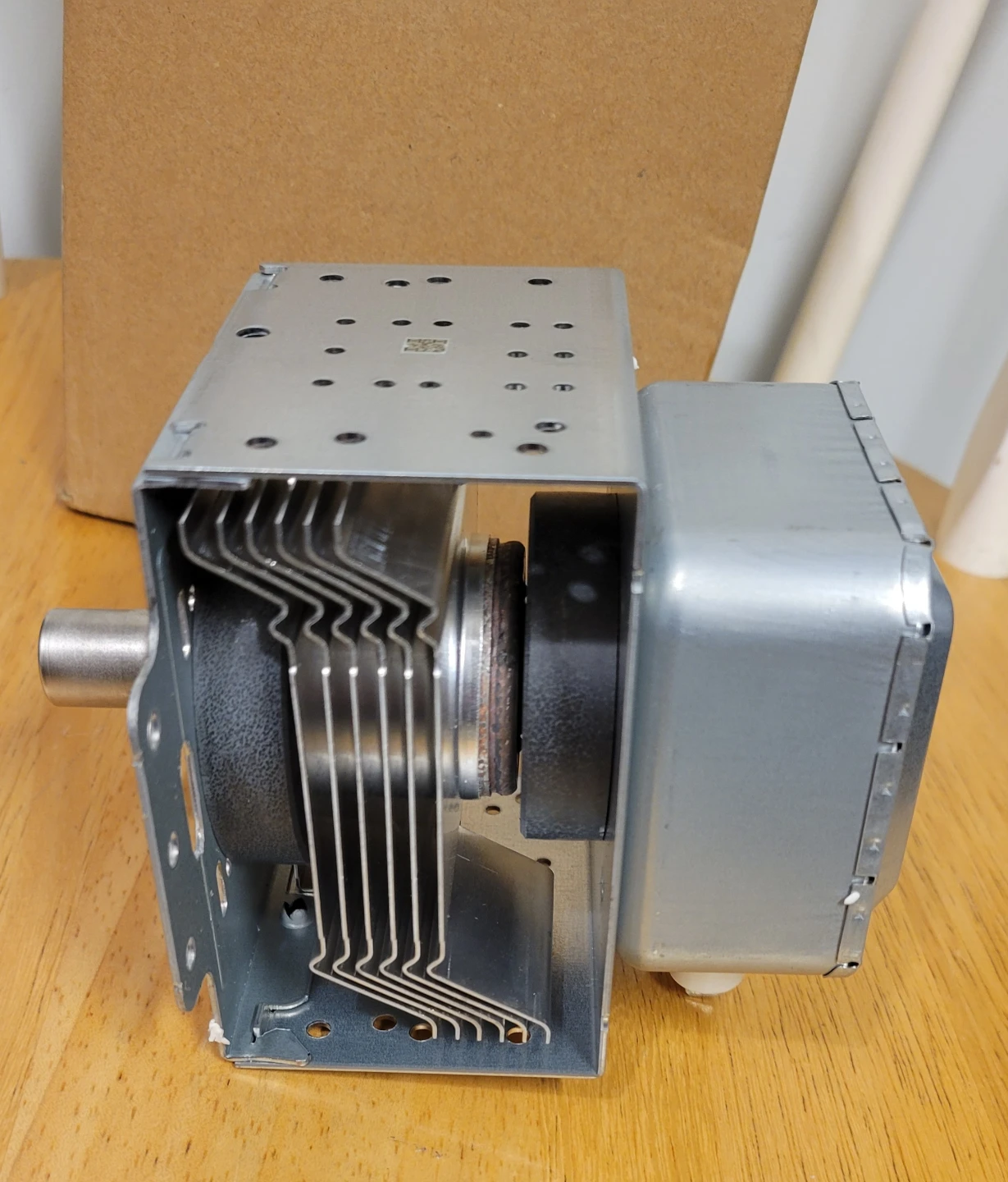 2M319J Microwave Magnetron part / NEW