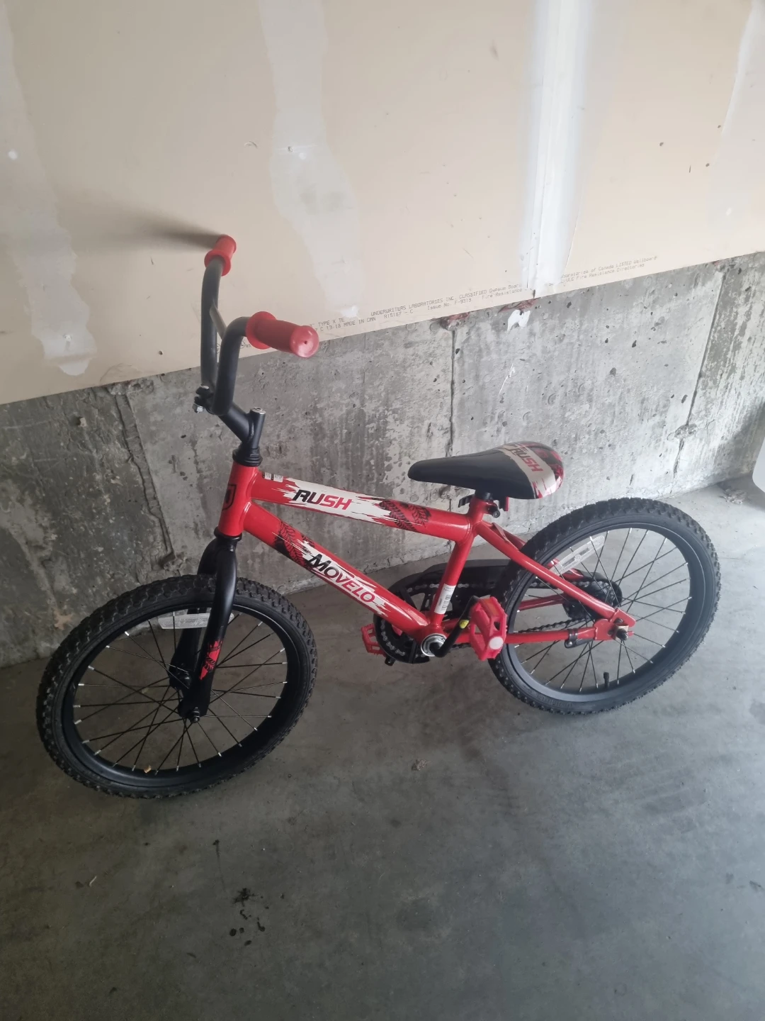Movelo Rush 18" Kids' BMX Bike