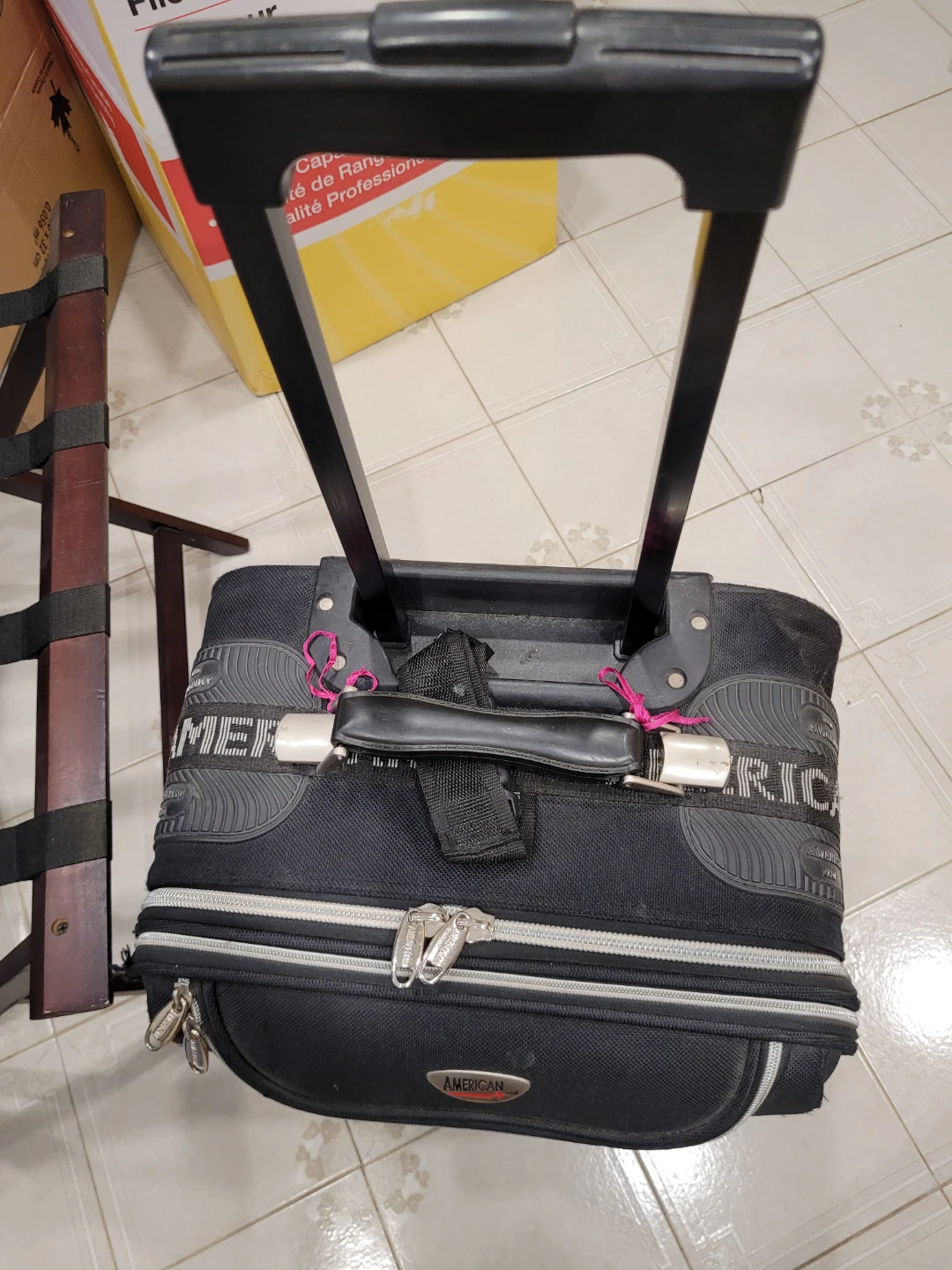 American Tourister Rolling Suitcase - photo 3