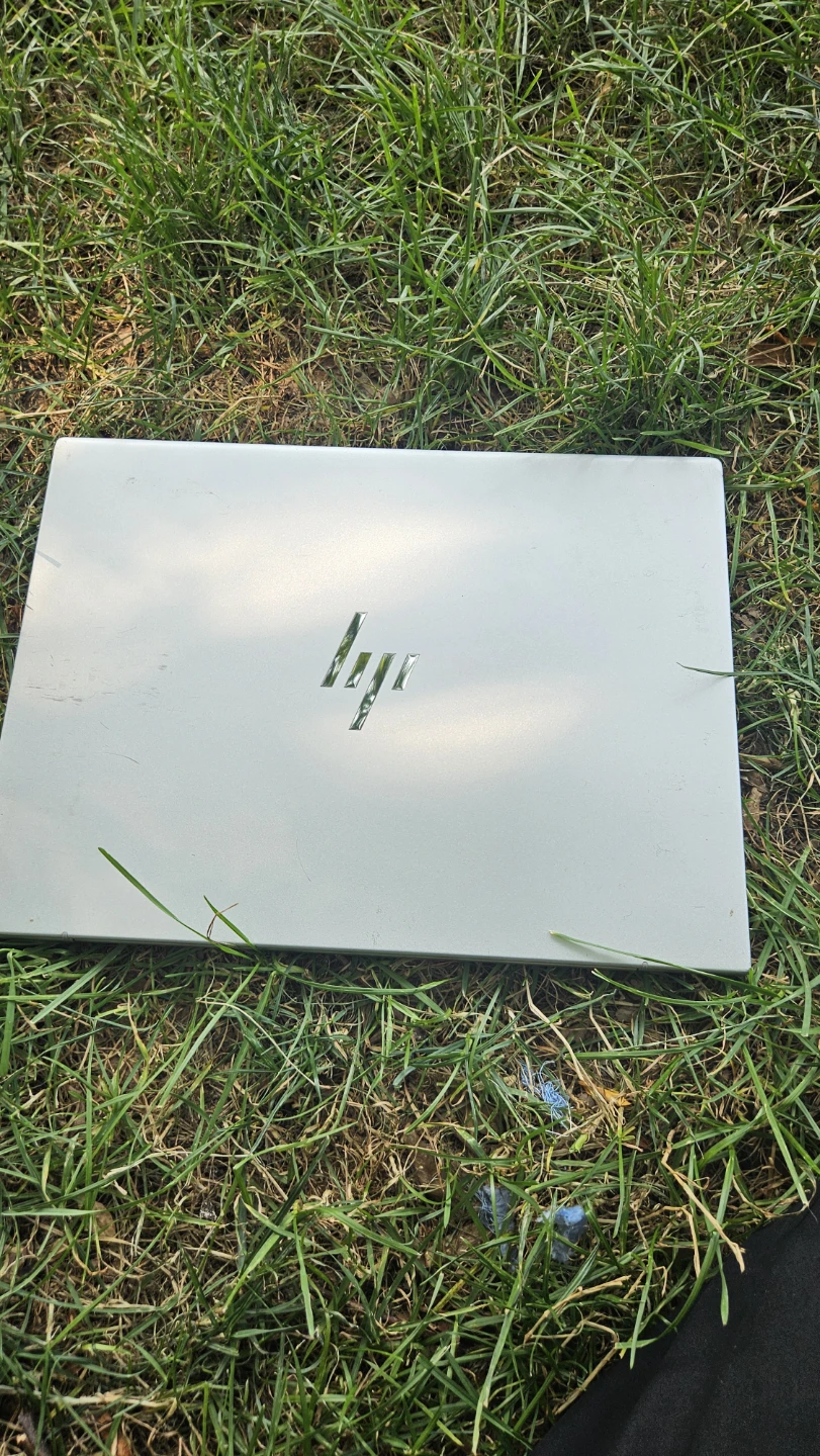 HP Dragonfly Pro Laptop - photo 2