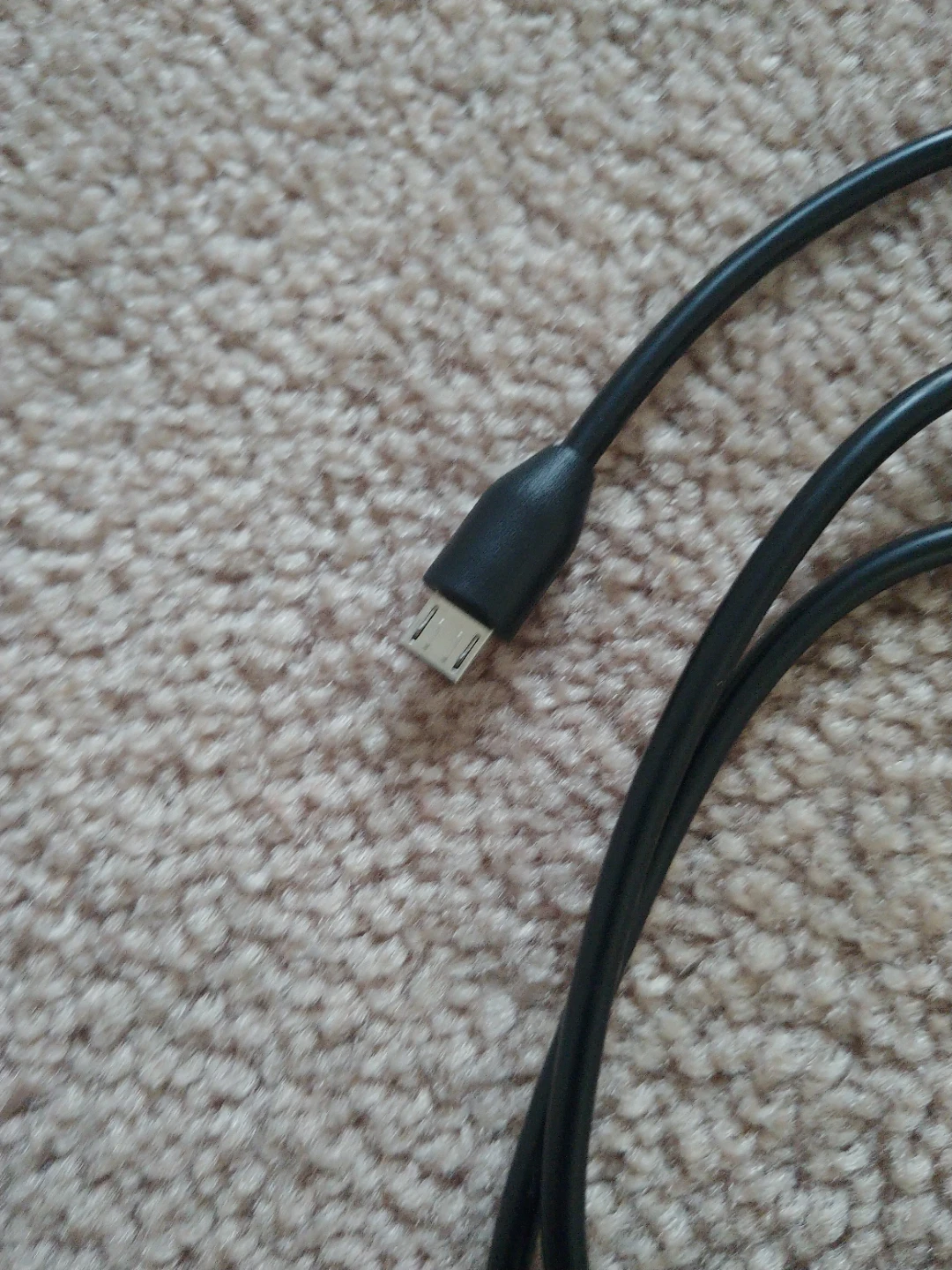 Black USB to Micro USB Cable - photo 3