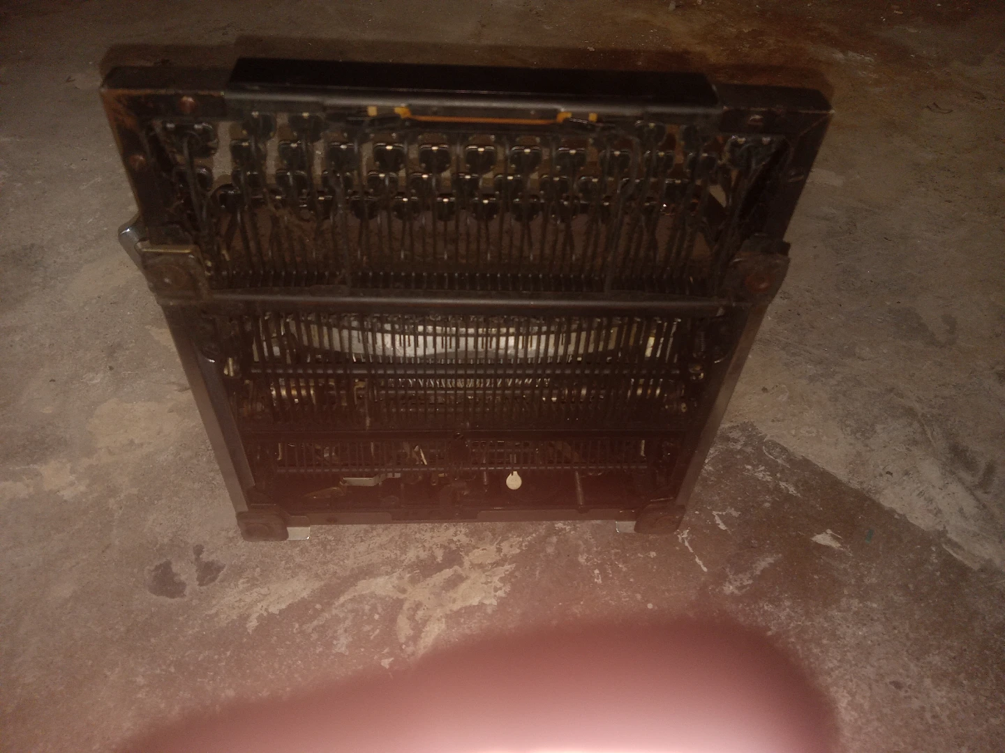 Vintage ROYAL typewriter - photo 4