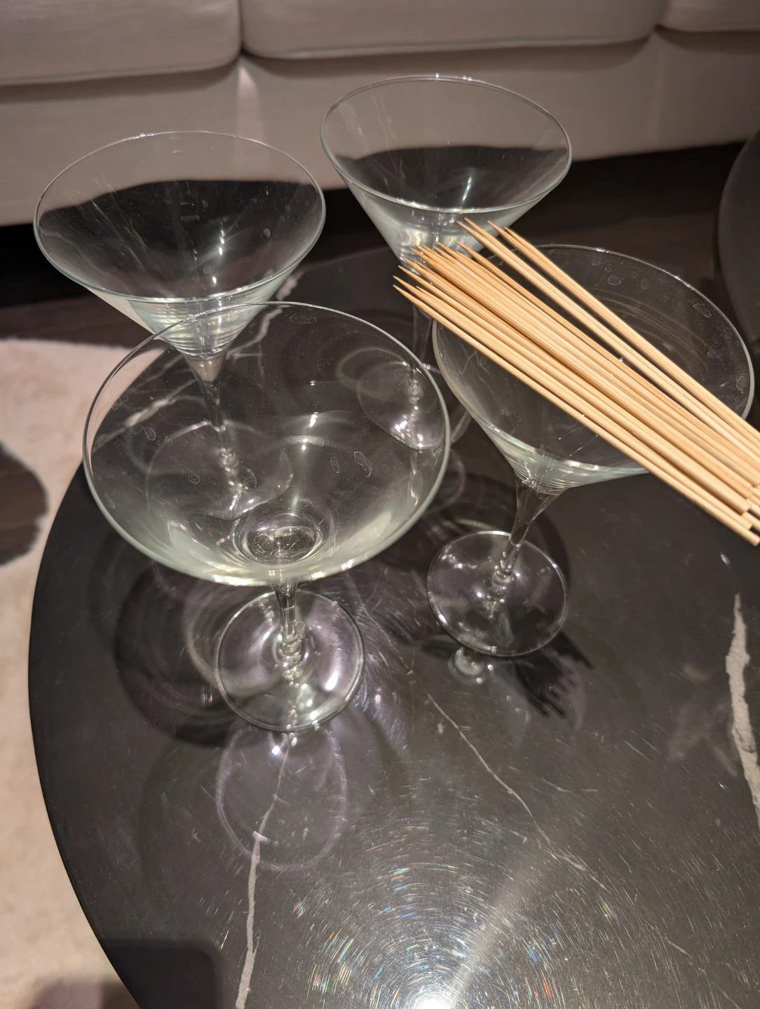 Set of 4 Martini Glasses with Skewers - photo 3