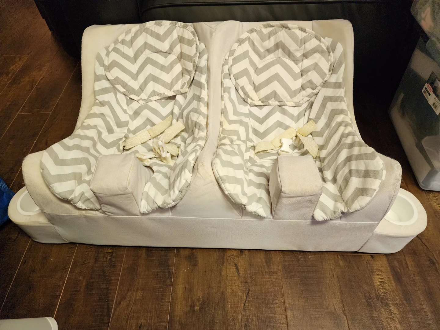 Twin Seats - photo 2