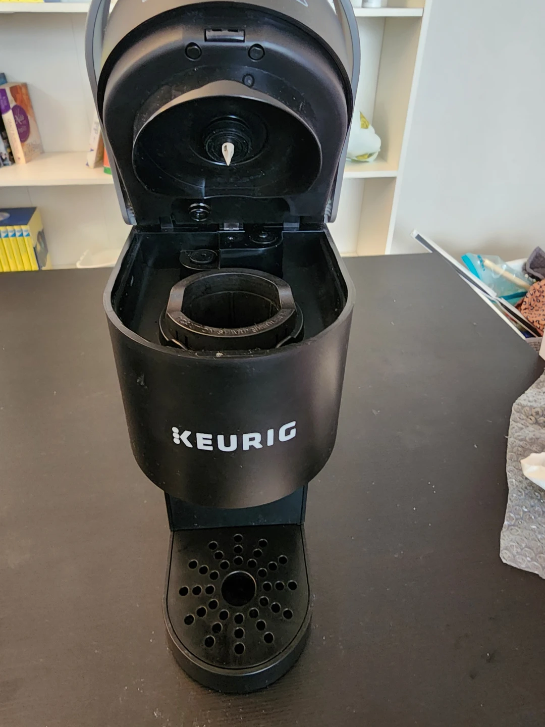 Keurig K-Compact Single Serve Coffee Maker - photo 2