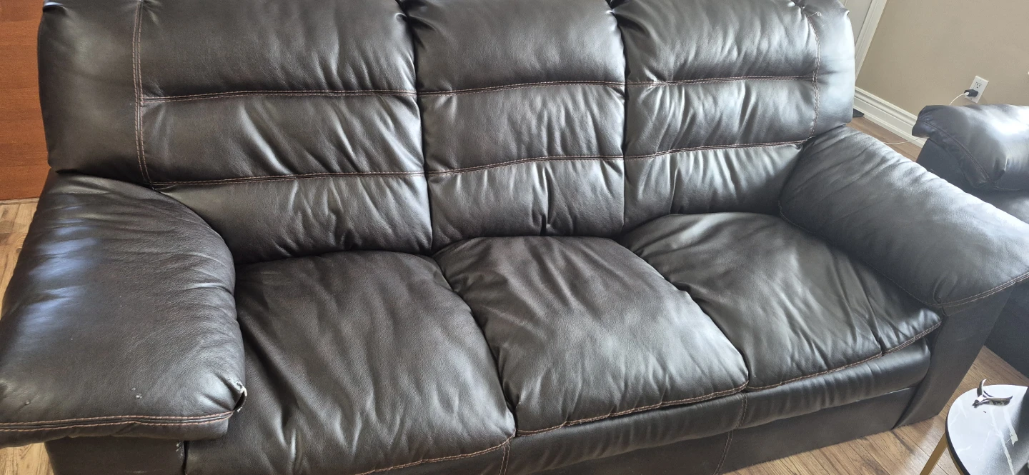 Brown Leather Loveseat and Recliner Set - photo 5