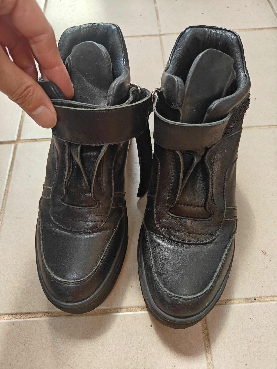 Pierre Cardin Black Leather High-Top Sneakers