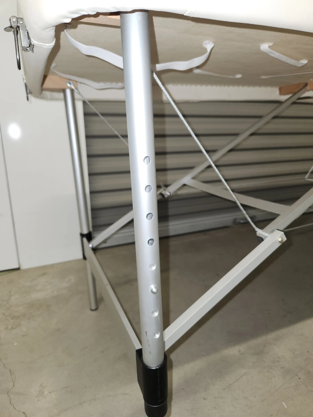 🇨🇦  White Portable Massage Table and Stool Set - photo 5