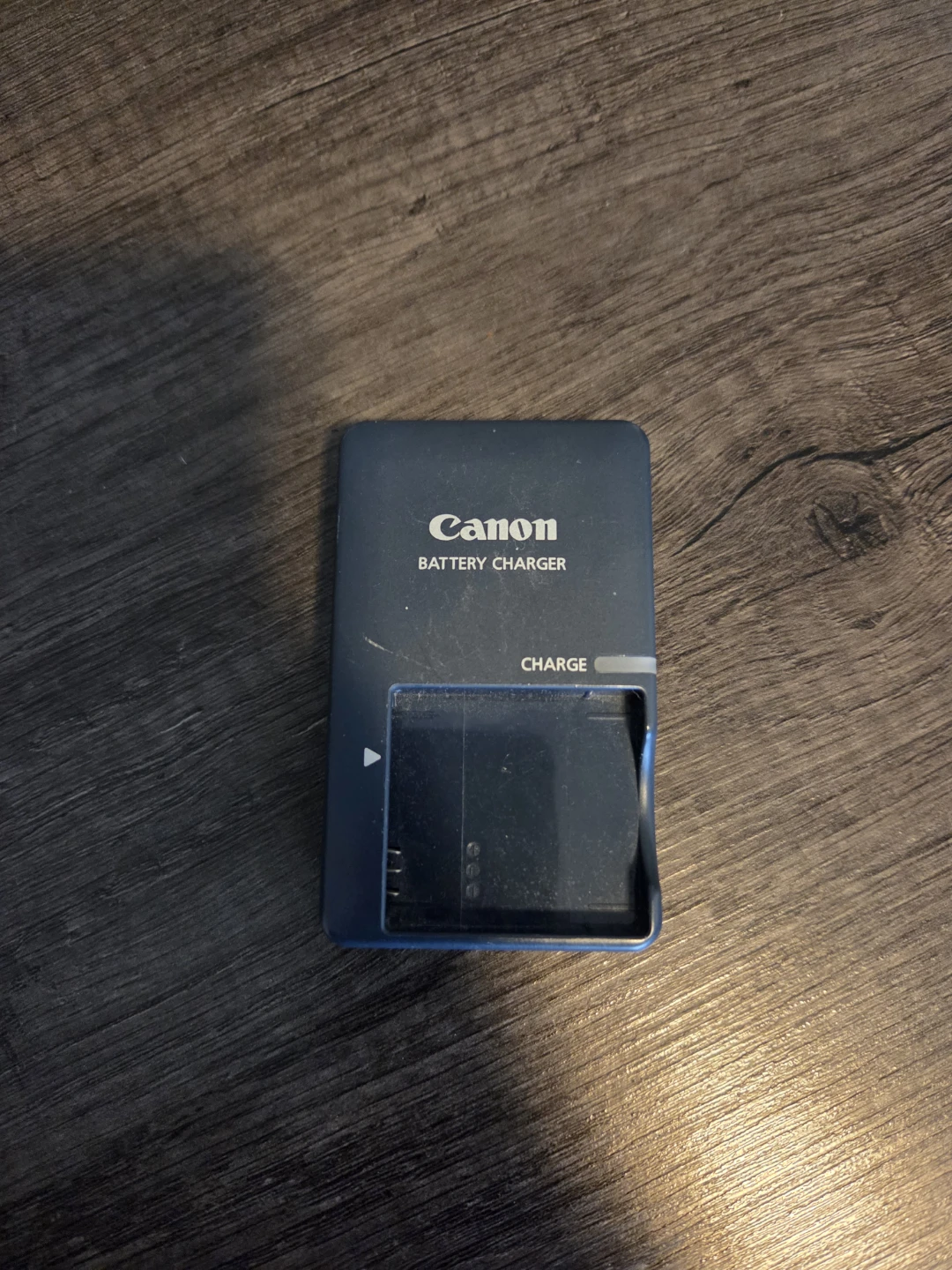 Canon CB-2LV Battery Charger