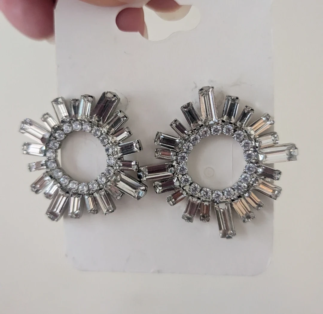 Sparkling Starburst Stud Earrings