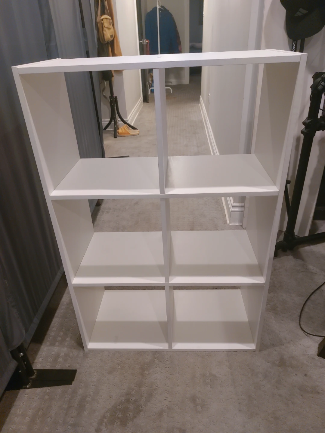 White 6-Cube Storage Shelf
