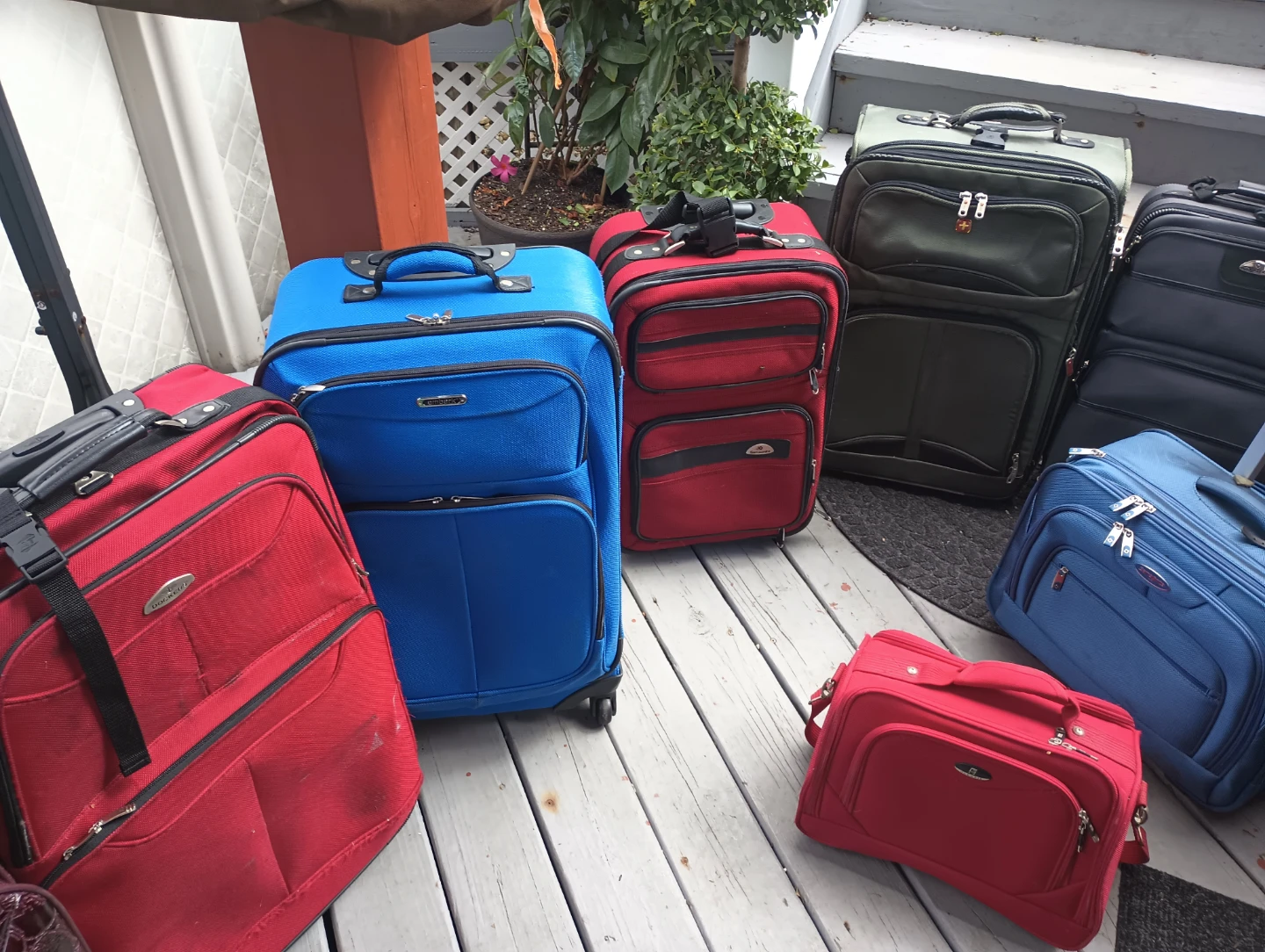 Suitcases - photo 3