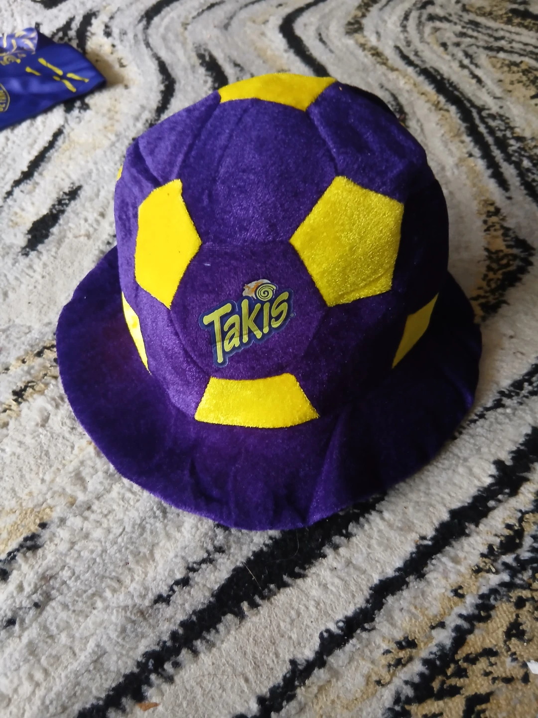 Takis prize box items and clothing! - photo 4