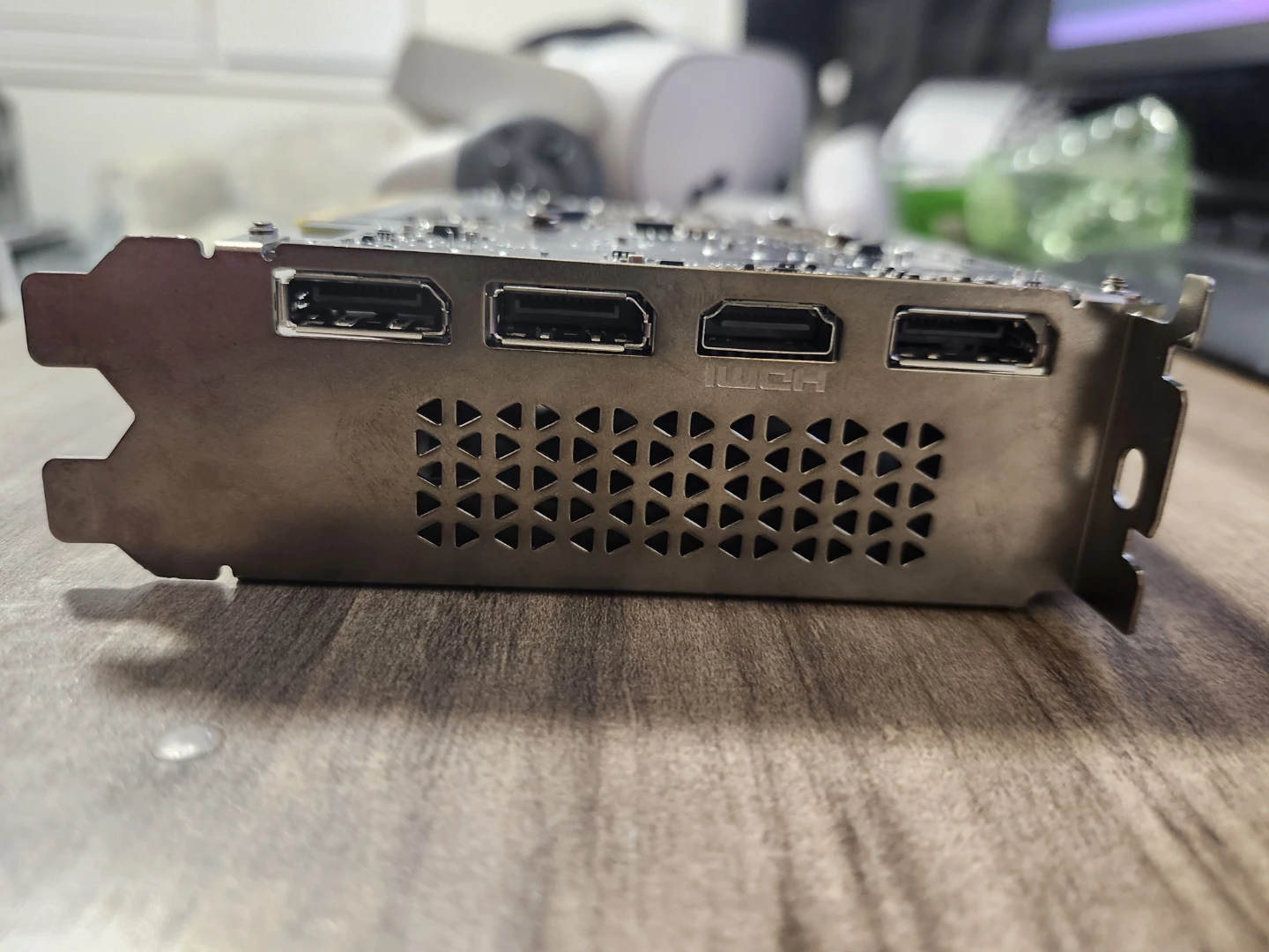 GeForce RTX 3050 6GB Graphics Card - photo 4