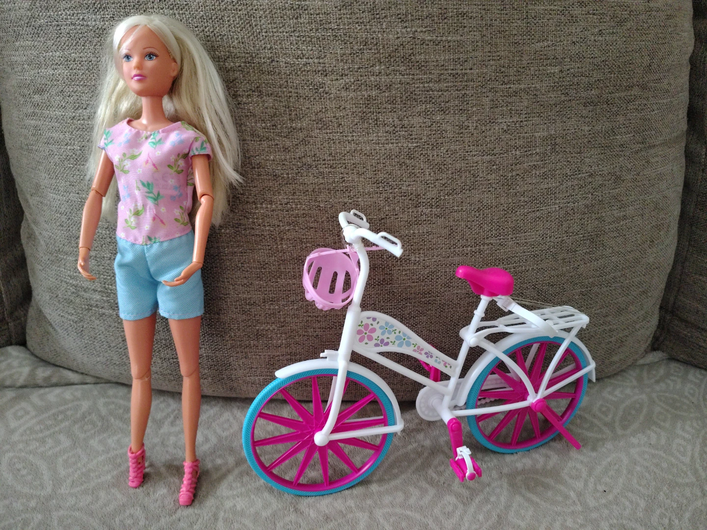 Steffi doll and Bicycle Set