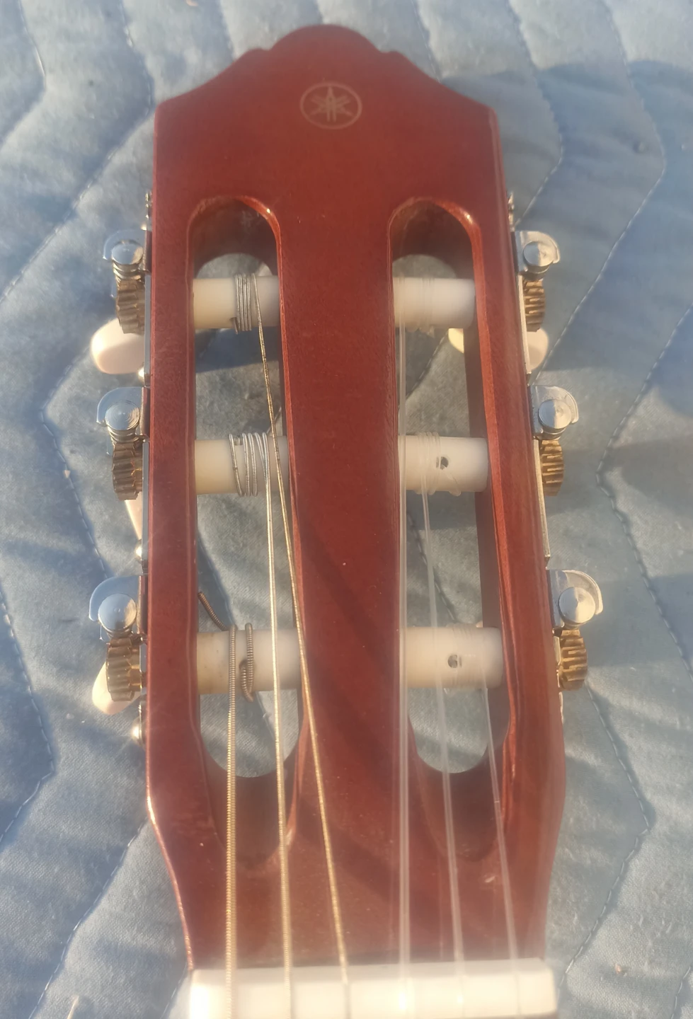 Yamaha CGS102 Classical Guitar for Young people - photo 4