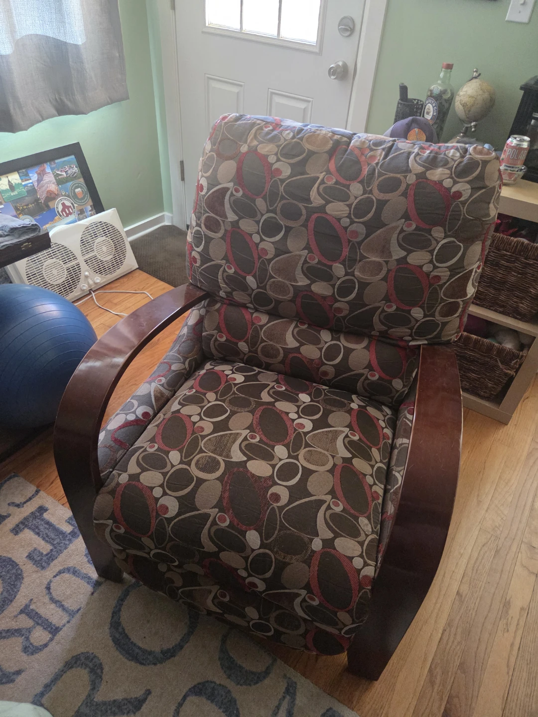 Recliner Armchair - Patterned Fabric with Wood Arms - photo 2