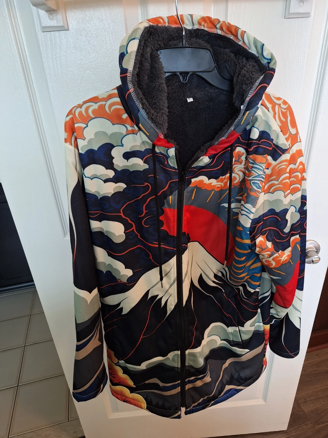 Japanese wave and mountain print 3/4 coat