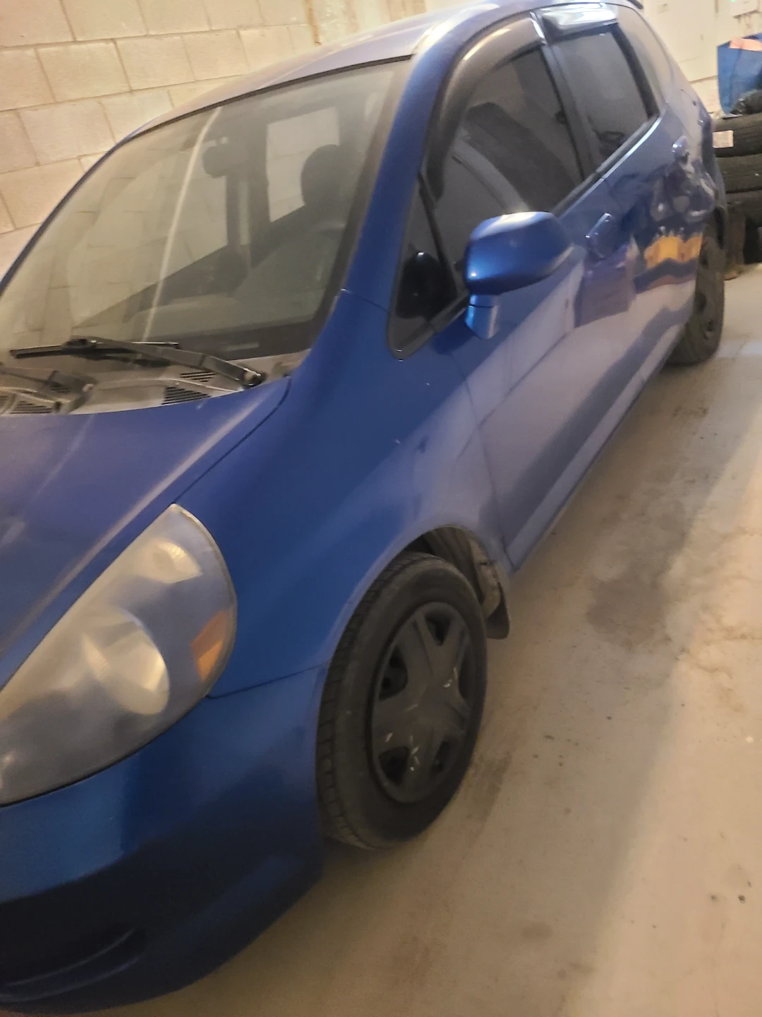 2007 Honda Fit. Manual