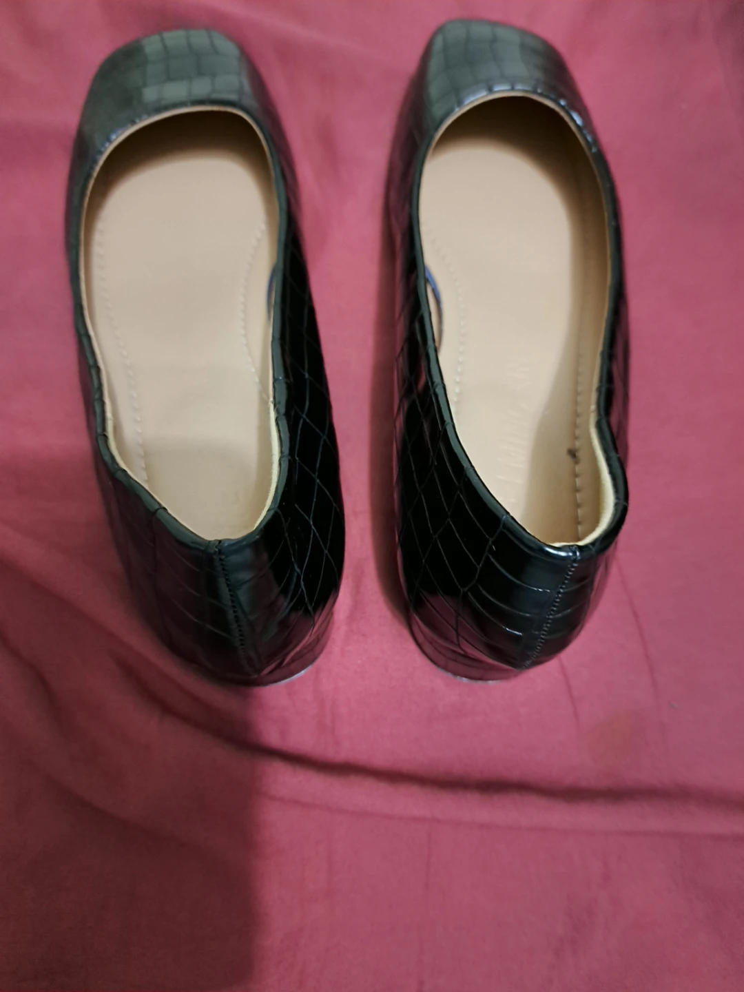 Black Crocodile Embossed Ballet Flats