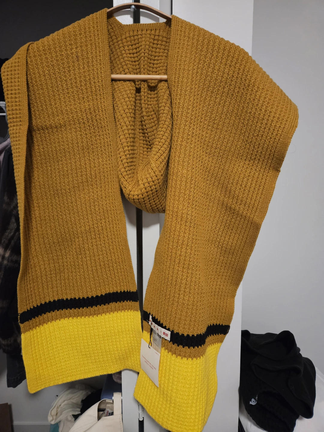 Marni x Uniqlo Striped Knit Scarf