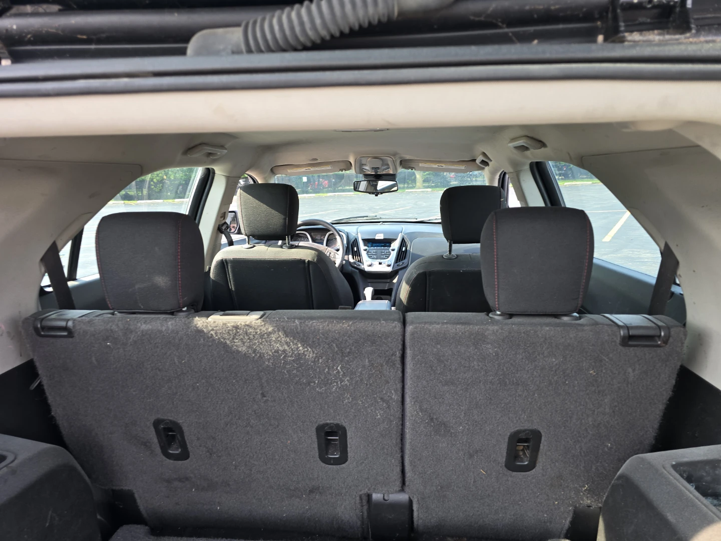 Black Chevrolet Equinox SUV - photo 5