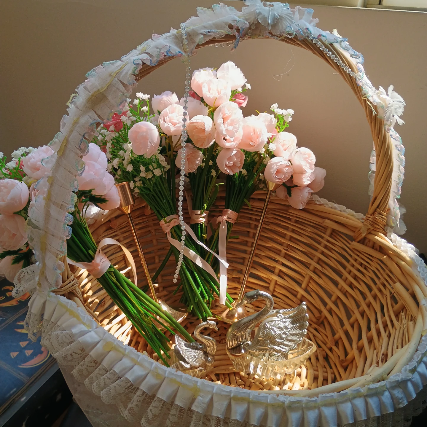 Wicker Basket with Artificial Flower Bouquets - photo 2