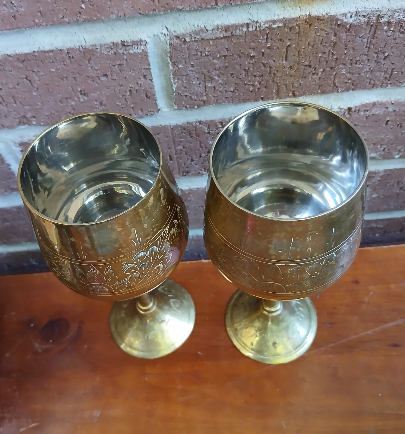 Set of 2 Vintage Brass Goblets with Engraved Design - photo 2