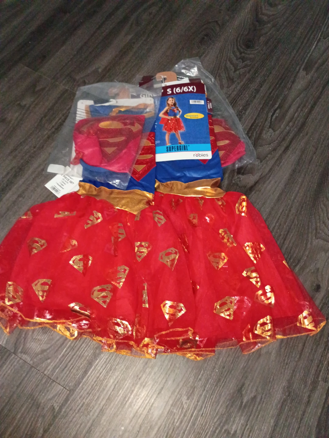 Supergirl Girls Halloween Costume 3 Piece Set brand new- 2 - photo 2