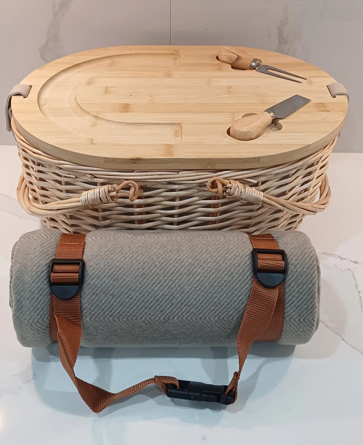 Hap Tim Picnic Basket with Blanket - photo 5