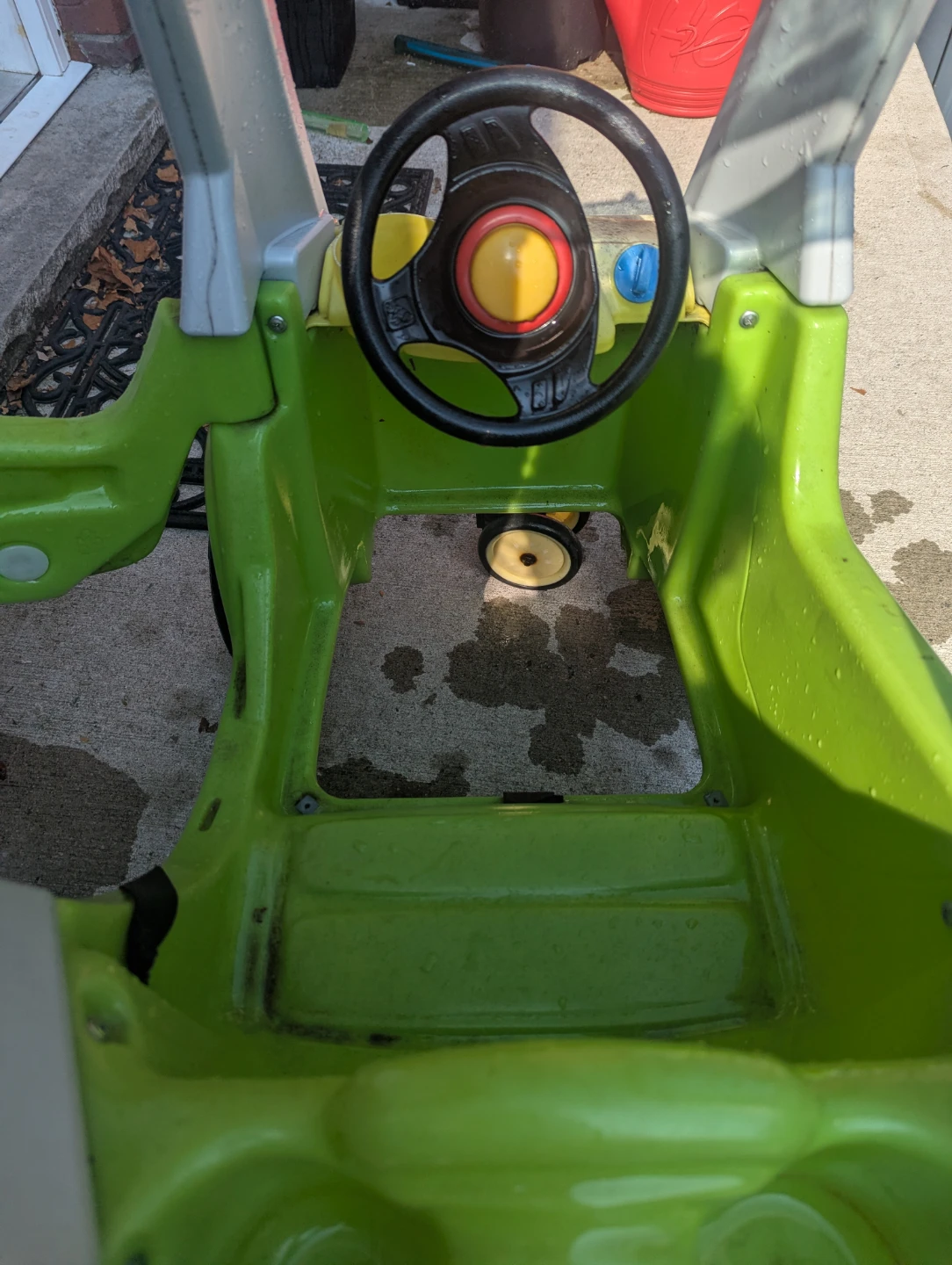 Little Tikes Cozy Coupe Ride-On Toy Car - photo 3