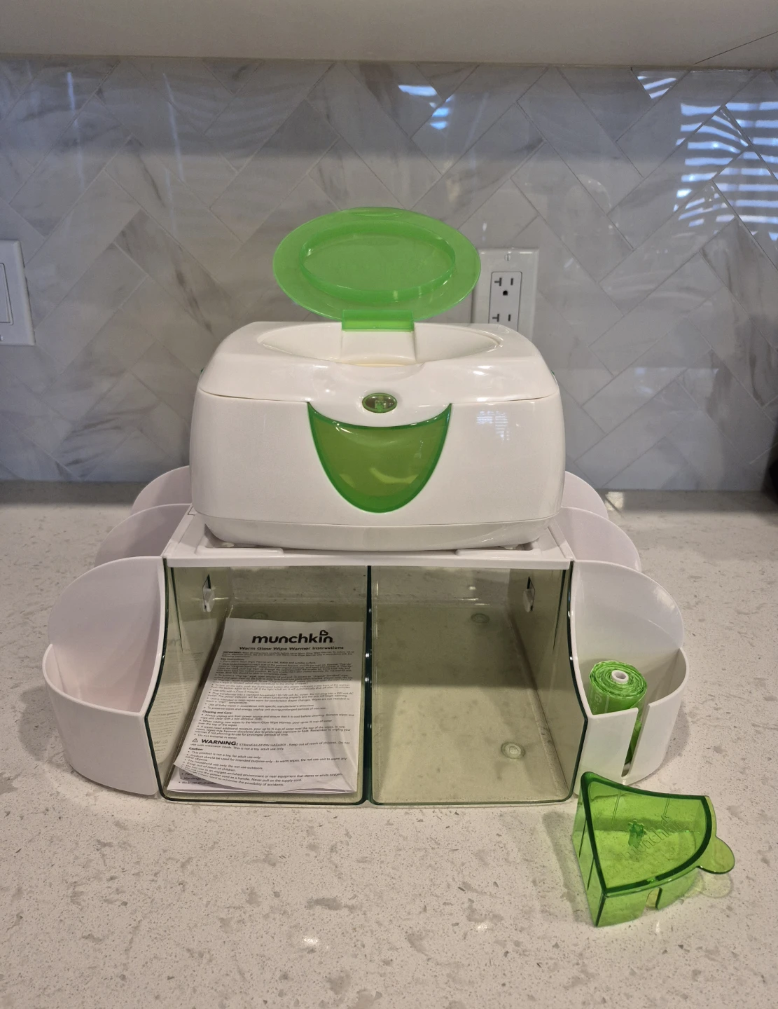Munchkin Wipe Warmer And Diaper Organizer - photo 2